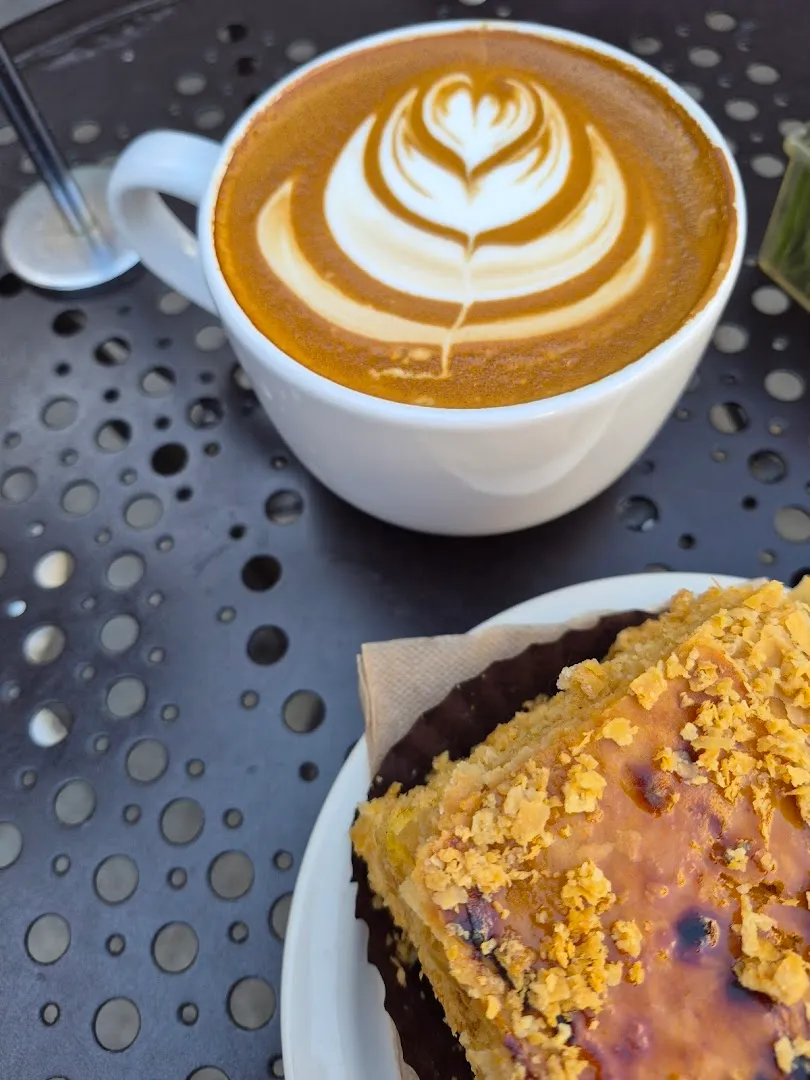 Urth Caffe photo 5
