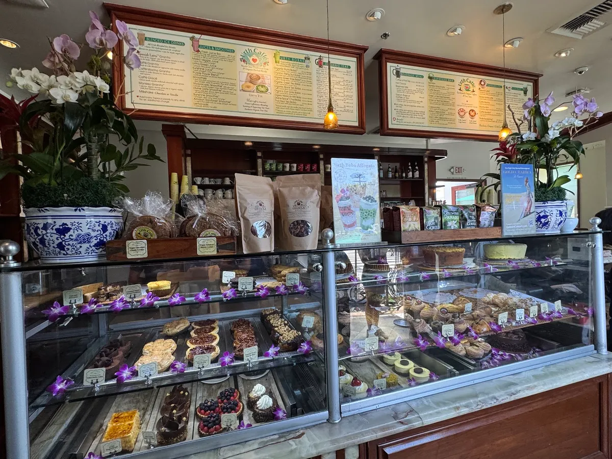 Urth Caffe Santa Monica photo 10